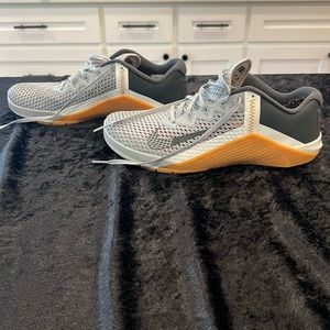 Metcon 6. Gray and Black. Size 10.5